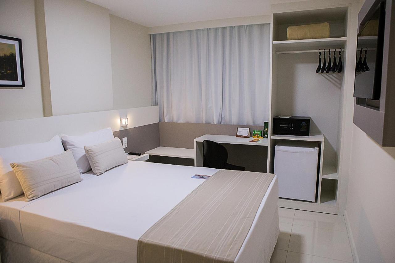 Bristol Easy Uba Hotel Екстериор снимка