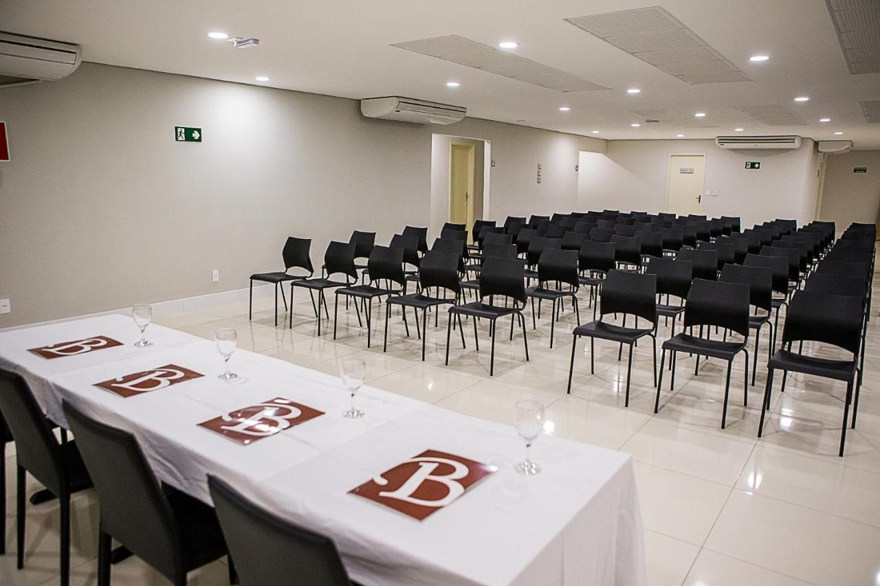 Bristol Easy Uba Hotel Екстериор снимка