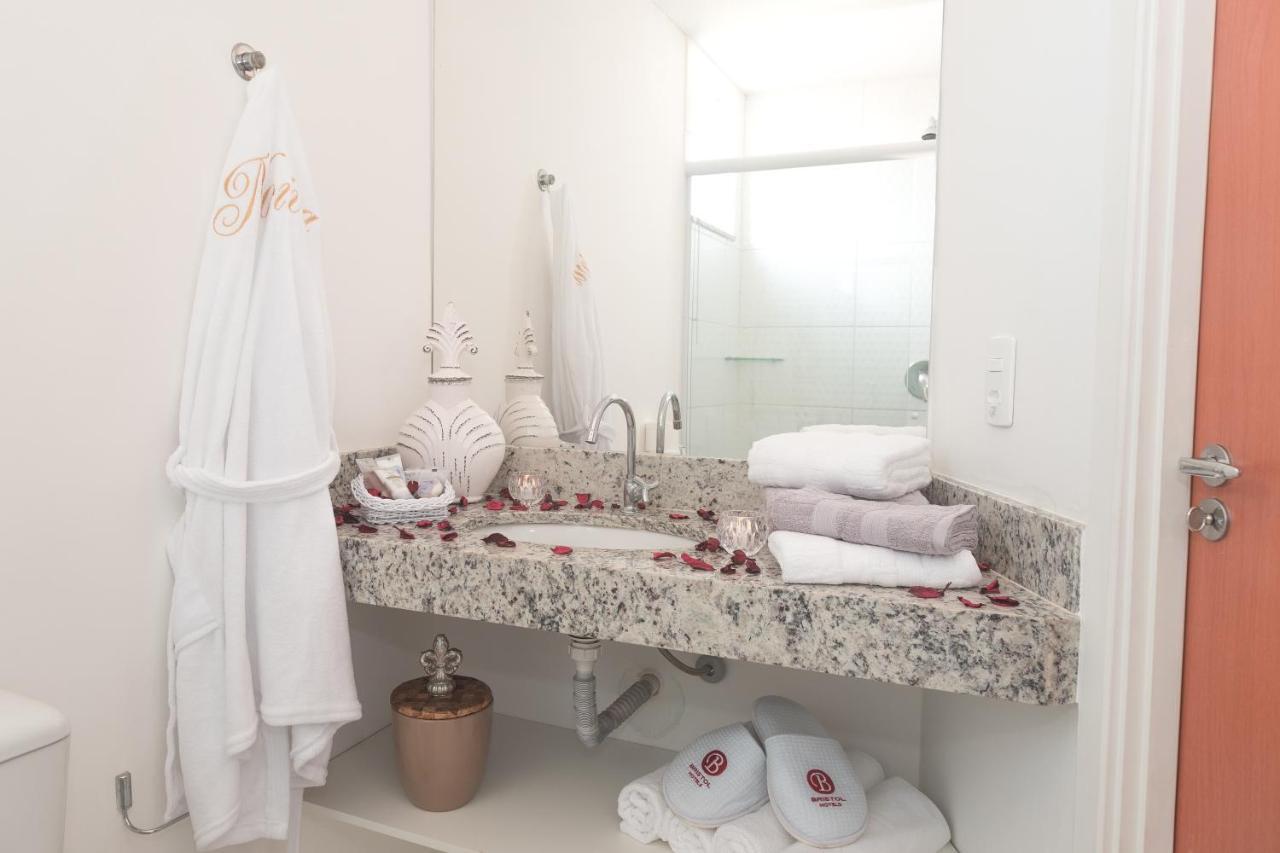 Bristol Easy Uba Hotel Екстериор снимка