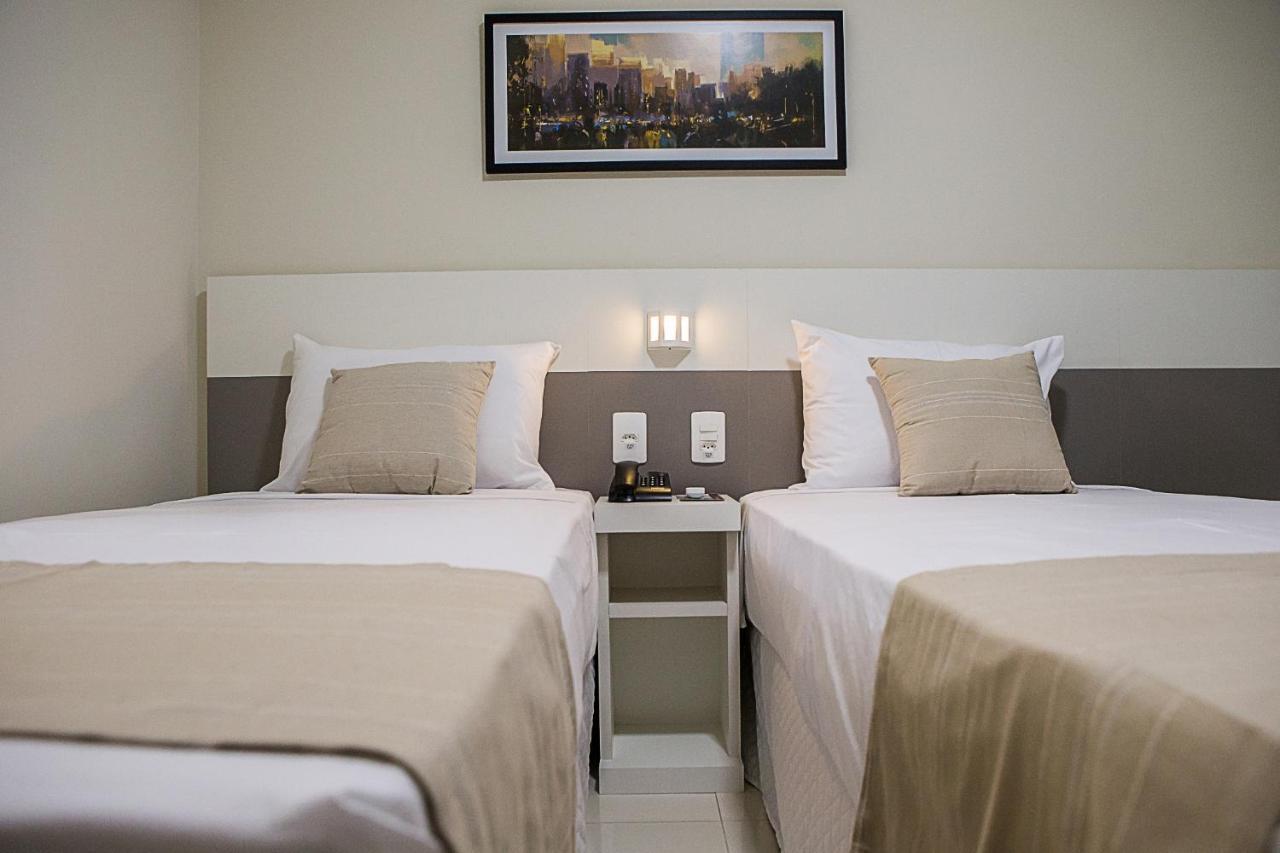 Bristol Easy Uba Hotel Екстериор снимка