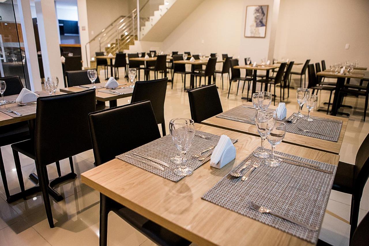 Bristol Easy Uba Hotel Екстериор снимка