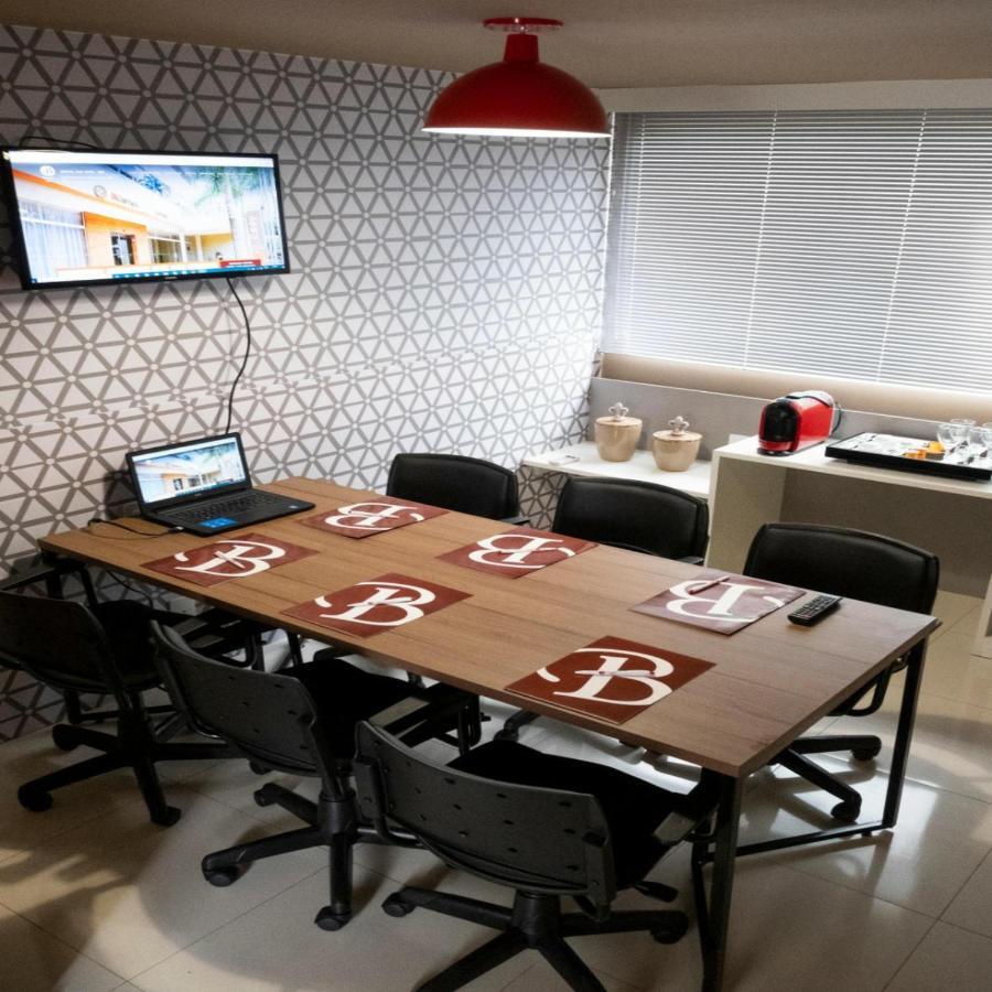 Bristol Easy Uba Hotel Екстериор снимка